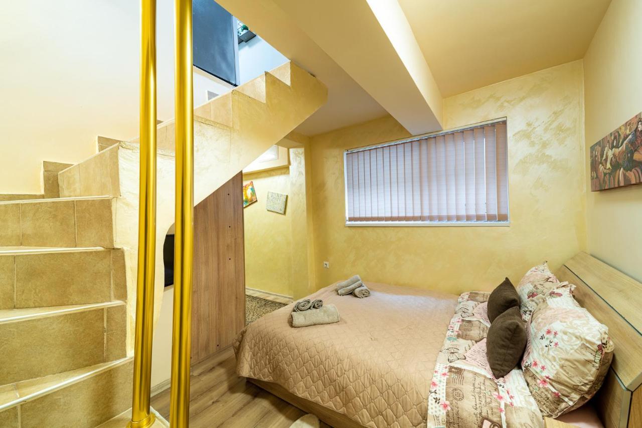 Abstract Apartment Warna Exterior foto